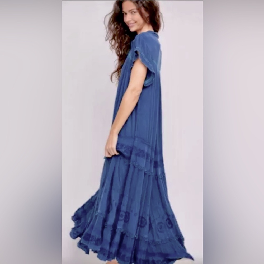 Free People Short Sleeve Pretty Cozy Maxi Shirt Dress/Oversized Tiered Topper